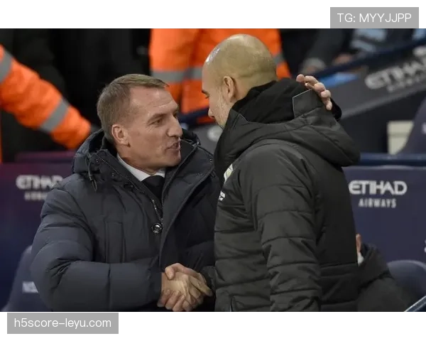 罗杰斯执教风格显成效：团队合作与激励策略助力球队稳步提升